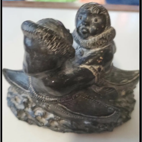 A Wolf Original Art Sculpture Handmade
Canada Soapstone Eskimo Couple
Canoe - Picture 5 of 6